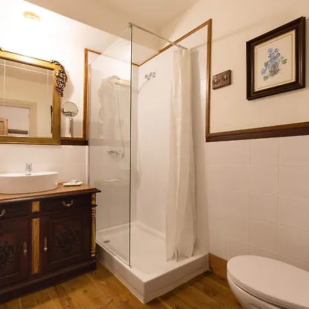 Casona Indiana De 3* Ayuelas