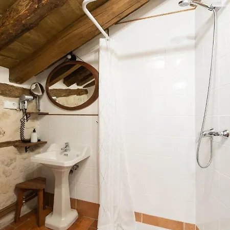 Casona Indiana De 3* Ayuelas
