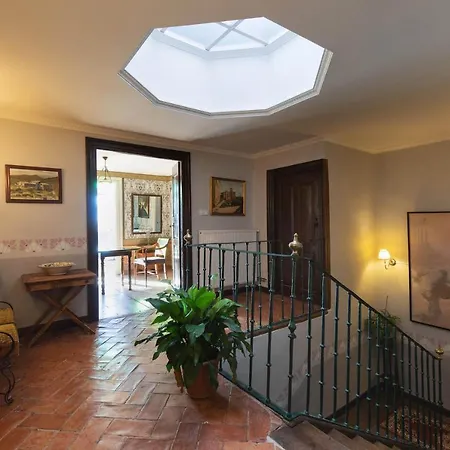 Casona Indiana De B&B Ayuelas