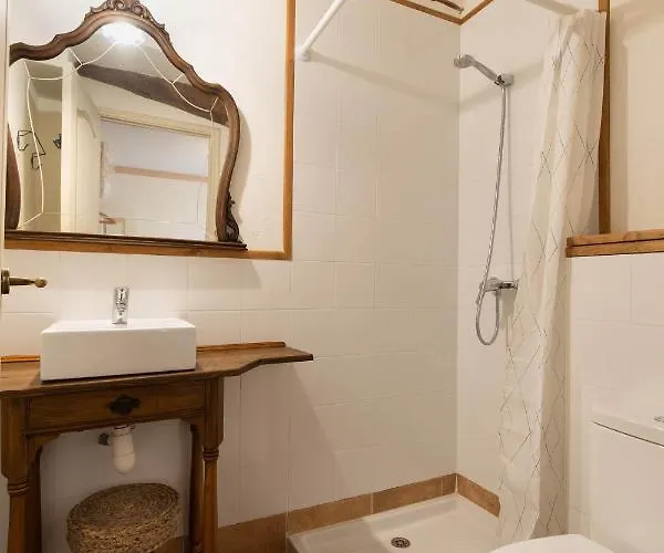 Casona Indiana De فندق مبيت وإفطار Ayuelas