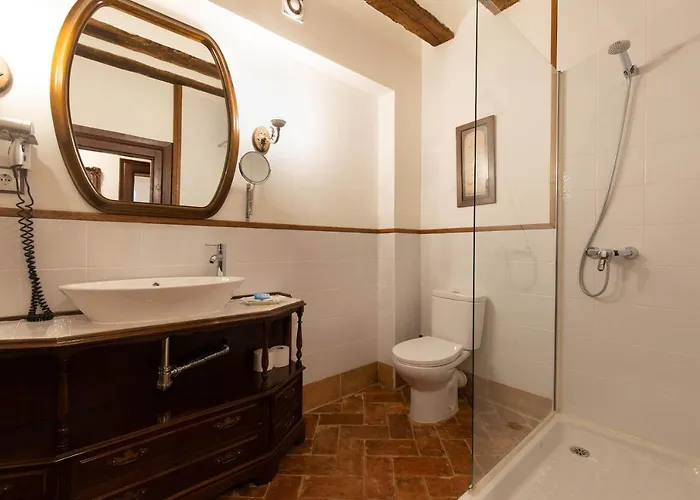 Casona Indiana De Ayuelas