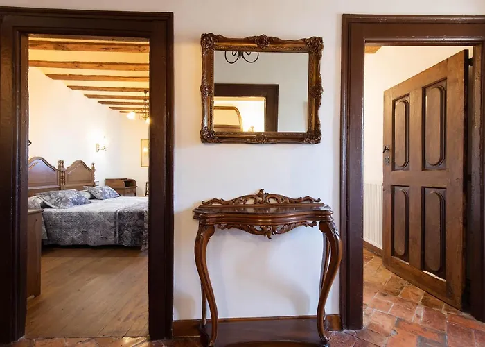 Casona Indiana De فندق مبيت وإفطار Ayuelas